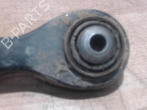 Højre bagtil bærearm BMW 1 (E87) 118 d (122 hp) 31219649