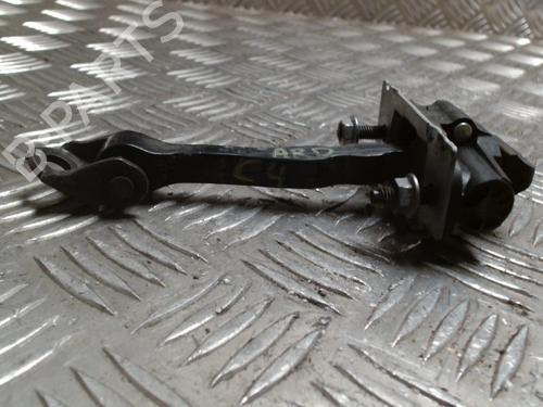 Used Hinge/Door check strap Hinge/Door check strap 37076019 37076019