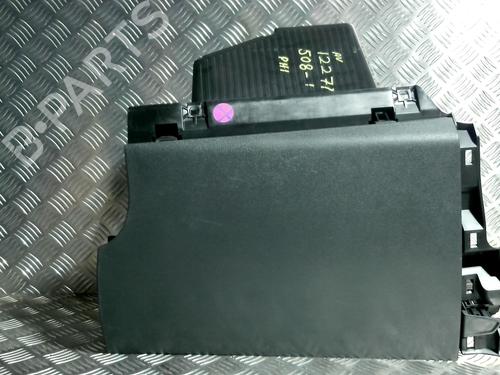 Used Glove box PEUGEOT 508 I (8D_) 2.0 HDi (163 hp) 31076902