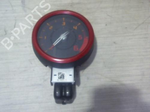Pantalla multifuncion RENAULT TWINGO II (CN0_) 1.5 dCi (CN0E) (64 hp) 25389204