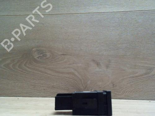 Used Switch VW POLO IV (9N_, 9A_) 1.2 12V (64 hp) 30811055