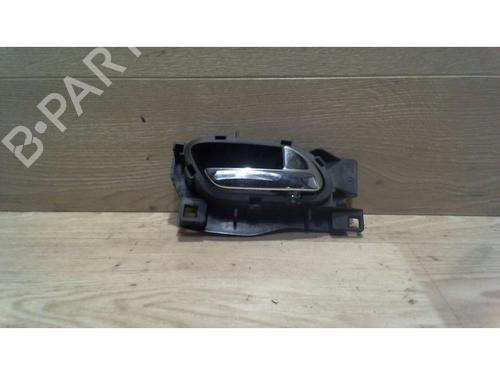 Poignée intérieure PEUGEOT 407 (6D_) 2.0 HDi 135 (6DRHRH, 6DRHRE, 6DRHRG, 6DRHRJ) (136 hp) 25402528