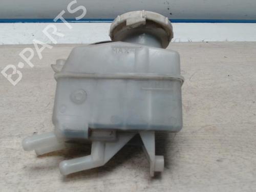 Used Brake master cylinder MITSUBISHI GRANDIS (NA_W) 2.0 DI-D (NA8W) (136 hp) 25421326