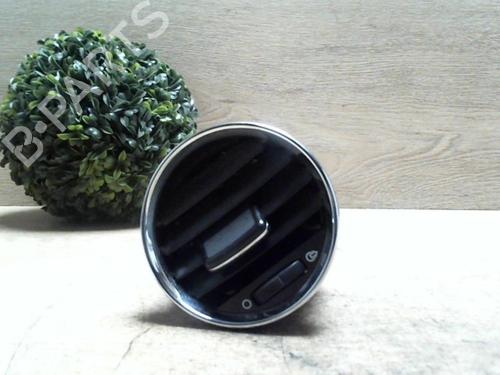 Used Air vent PEUGEOT 308 I (4A_, 4C_) 1.6 HDi (92 hp) 31228773