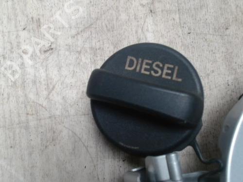 Used Fuel flap TOYOTA YARIS (_P13_) 1.4 D (NLP130_, NLP130) (90 hp) 27673753