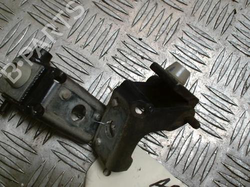 Used Hinge/Door check strap Hinge/Door check strap 37030558 37030558