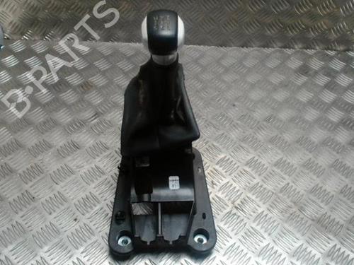 Gear lever PEUGEOT 208 I (CA_, CC_) 1.2 VTi 68 / PureTech 68 | BP29470330M90 