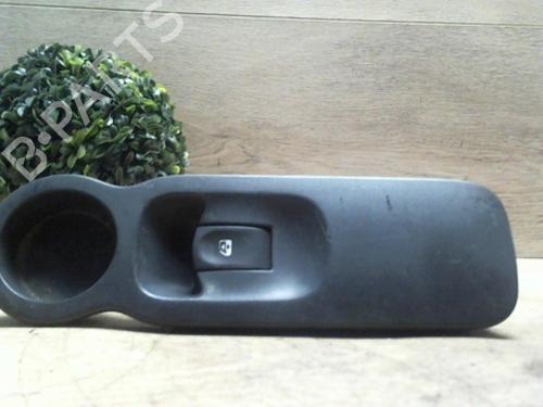 Used Right front window switch RENAULT MODUS / GRAND MODUS (F/JP0_) 1.5 dCi (FP0E, JP0E) (65 hp) 31231329