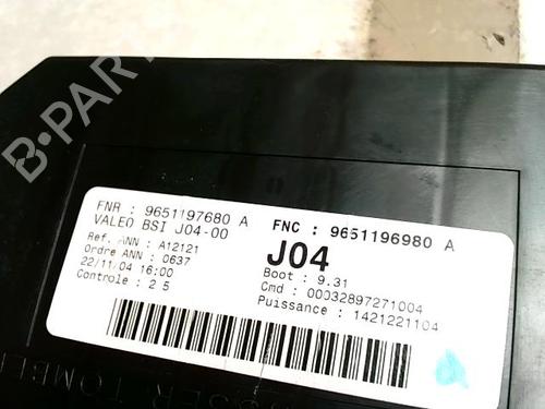 Used Fuse box Fuse box PEUGEOT 307 (3A/C) 1.6 16V (109 hp) 25428287 25428287