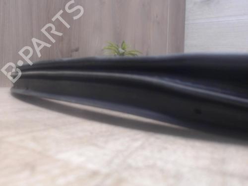 Used Rubber door seal SEAT LEON (1P1) 2.0 TDI 16V (140 hp) 31232637