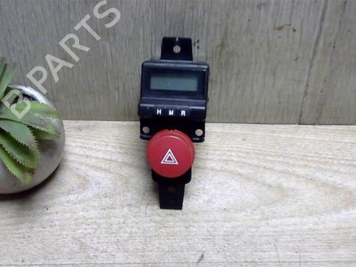Used Warning switch HYUNDAI GETZ (TB) 1.5 CRDi (88 hp) 25411347