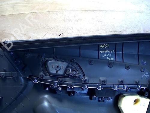 Venstre frontpanel CHEVROLET CRUZE (J300) 2.0 CDI | BP29389556C58