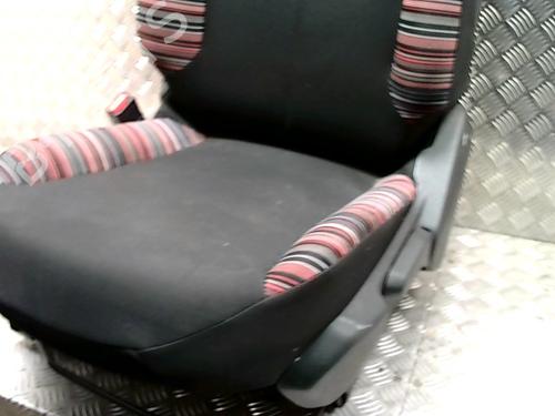 Left front seat CITROËN C1 II (PA_, PS_) 1.0 VTi 72 | BP32215261C15 