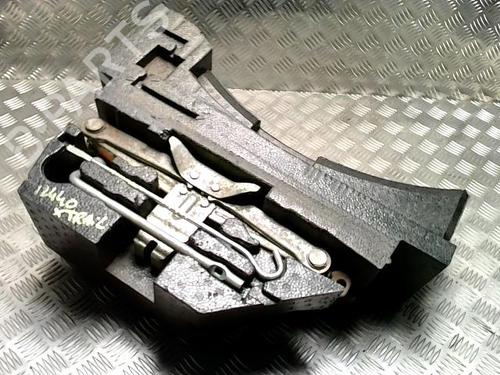 Reservehjul kit NISSAN X-TRAIL I (T30) 2.2 Di 4x4 (114 hp) 30446815