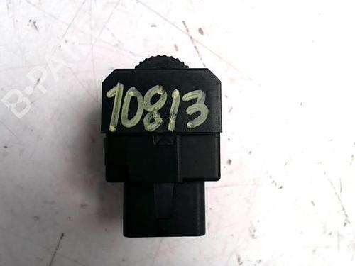 Used Switch VW POLO IV (9N_, 9A_) 1.4 16V (75 hp) 31238917