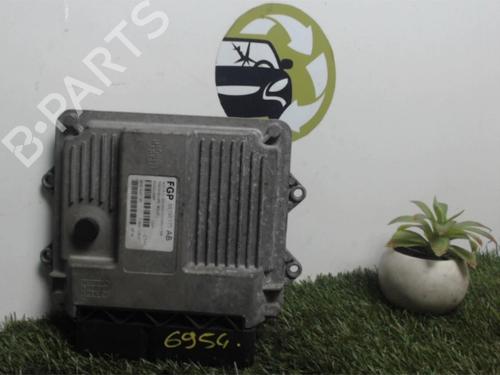 Used Control unit SUZUKI SWIFT III (MZ, EZ) 1.3 DDiS (RS413D) (69 hp) 25393439