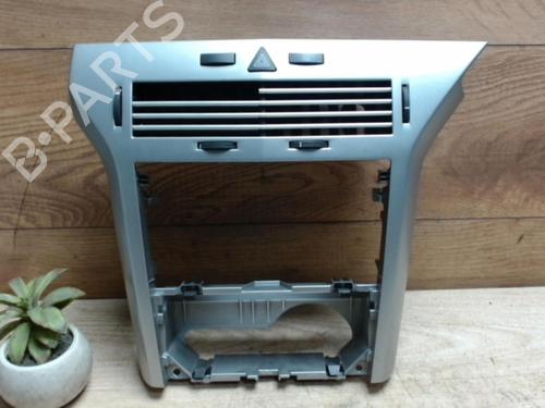 Rejilla aireadora OPEL ASTRA H (A04) 1.7 CDTI (L48) (100 hp) 31227565