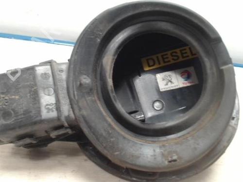 Fuel flap PEUGEOT 308 I (4A_, 4C_) 1.6 HDi | BP25418983C131 