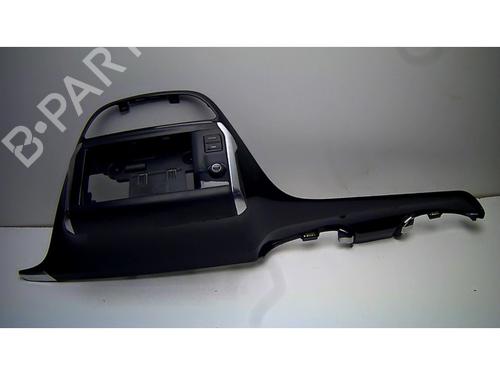 Used Middle console PEUGEOT 208 I (CA_, CC_) 1.6 BlueHDi 100 (100 hp) 25409419