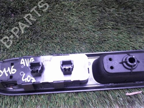 Used Left front window switch PEUGEOT 407 (6D_) 2.0 HDi 135 (6DRHRH, 6DRHRE, 6DRHRG, 6DRHRJ) (136 hp) 31228982