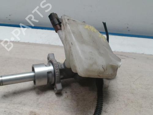 Used Brake master cylinder CITROËN C4 I (LC_) 1.6 HDi (90 hp) 25421126