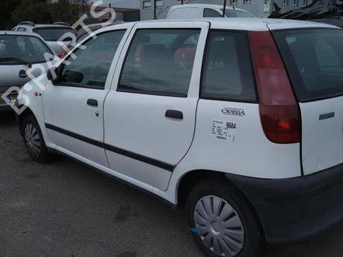 Engine control unit (ECU) FIAT PUNTO (176_) 75 1.2 | BP29399608M57 