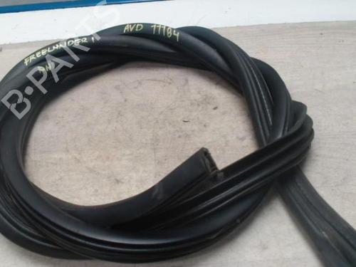 Rubber door seal LAND ROVER FREELANDER I (L314) 2.0 DI 4x4 | BP28084296C142 