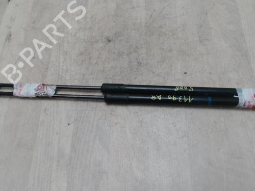 Used Tailgate lift support Tailgate lift support 31229064 31229064