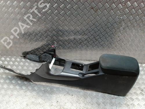 Console central TOYOTA RAV 4 III (_A3_) 2.2 D 4WD (ALA30_, ALA30R) (150 hp) 31627192