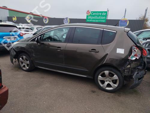 Middle console PEUGEOT 3008 I MPV (0U_) 1.6 HDi | BP31151561I22 