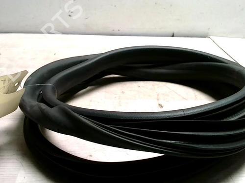 rubber-door-seal-peugeot-207-wa_-wc_-2006-2007-2008-2009-2010-2011-2012-2013-2014-2015-25423577 main image
