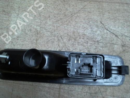 Used Right rear window switch RENAULT SCÉNIC III (JZ0/1_) 1.5 dCi (110 hp) 31231764