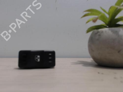 Used Right front window switch DACIA LOGAN MCV (KS_) 1.5 dCi (KS0K) (68 hp) 25392354