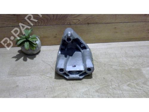Used Engine mount RENAULT CLIO III (BR0/1, CR0/1) 1.5 dCi (C/BR0G, C/BR1G) (68 hp) 25383579