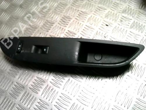 Used Right front window switch Right front window switch 37510408 37510408
