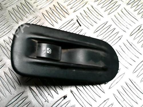 Used Right front window switch RENAULT MASTER II Platform/Chassis (ED/HD/UD) 2.5 dCi 120 (ED0M, ED0U, ED0W, ED4M, ED8M, ED8W, HD0M,... (115 hp) 33119940