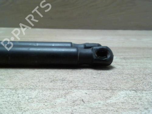 Gassdemper Bakluke FORD FIESTA VI (CB1, CCN) 1.25 (82 hp) 31225825