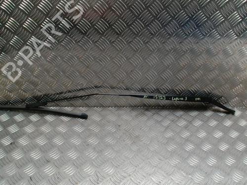 Used Front windshield wiper arm RENAULT LAGUNA III (BT0/1) 2.0 dCi (BT01, BT08, BT09, BT0E, BT0K, BT12, BT1C, BT1D,... (150 hp) 31230837