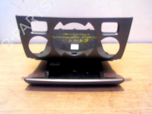 Used Ashtray PEUGEOT 308 I (4A_, 4C_) 1.6 16V (120 hp) 25391246