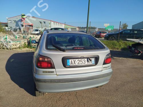 Right headlight RENAULT MEGANE I (BA0/1_) 1.4 e (BA0E, BA0V) | BP26443400C29 