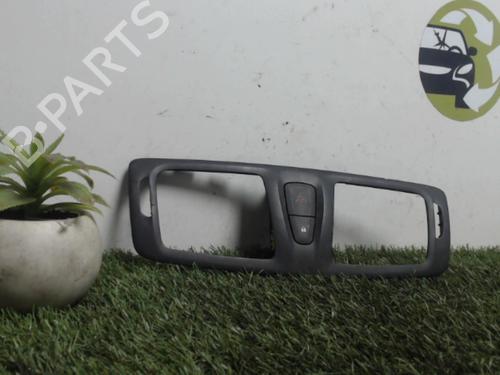 Used Warning switch RENAULT MEGANE III Hatchback (BZ0/1_, B3_) 1.5 dCi (BZ09, BZ0D, BZ1W, BZ29, BZ14) (110 hp) 25393599