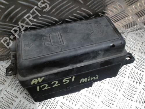 Used Fuse box MINI MINI COUNTRYMAN (R60) Cooper S (184 hp) 30794416
