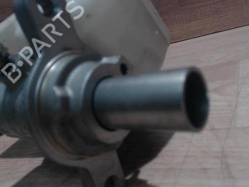 Used Brake master cylinder CITROËN DS3 (SA_) 1.6 HDi 115 (114 hp) 25385138