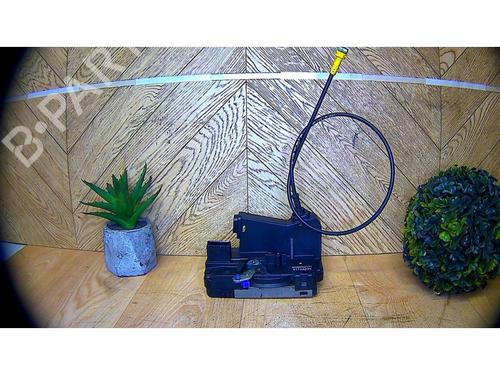Used Front right lock RENAULT TRAFIC II Bus (JL) 1.9 dCI 100 (JL0C, JL0K) (101 hp) 25384058