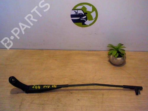 Used Front windshield wiper arm PEUGEOT 207 (WA_, WC_) 1.6 HDi (92 hp) 25390054