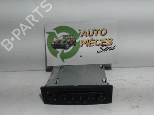 Used Radio RENAULT GRAND SCÉNIC II (JM0/1_) 1.5 dCi (JM1E) (106 hp) 25399511