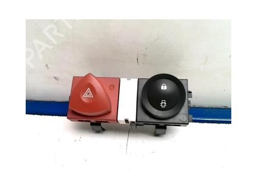Used Warning switch RENAULT MEGANE II (BM0/1_, CM0/1_) 1.5 dCi (BM1E, CM1E) (106 hp) 25416727