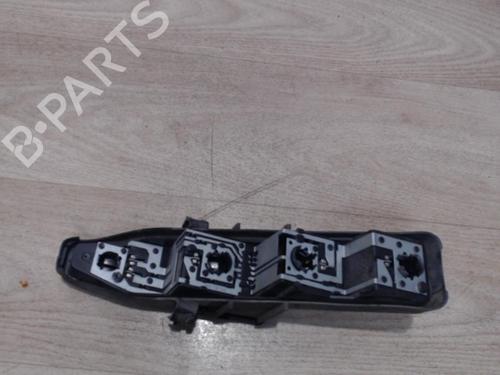 Used Licence plate light RENAULT SCÉNIC II (JM0/1_) 1.9 dCi (JM14) (131 hp) 25386462