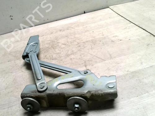 Used Hinge/Door check strap Hinge/Door check strap PEUGEOT 407 (6D_) 2.0 HDi 135 (6DRHRH, 6DRHRE, 6DRHRG, 6DRHRJ) (136 hp) 25423560 25423560