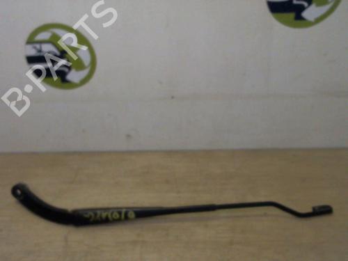 Used Front windshield wiper arm DACIA DOKKER MPV (KE_) 1.5 dCi / Blue dCi 75 (KEAJ, KEAH, KEJW) (75 hp) 25388500